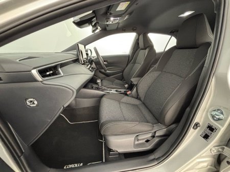 2027 Toyota Corolla - photo 6