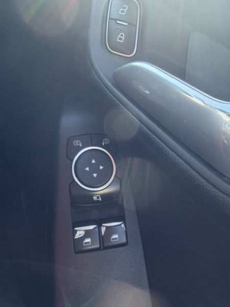 2019 Ford Fiesta - photo 25