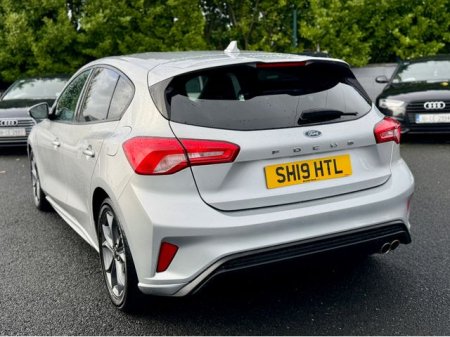 2019 Ford Focus - photo 4