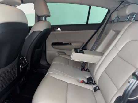 2020 Kia Sportage - photo 4