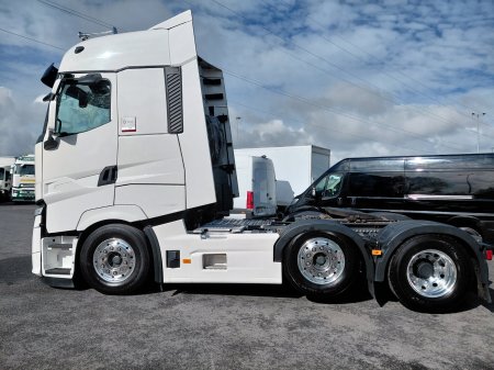 2024 Renault T-High - photo 4