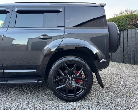 2021 Land Rover Defender - photo 29