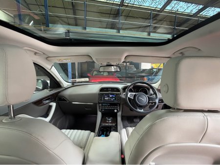 2018 Jaguar F-Pace - photo 15