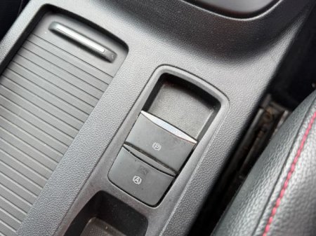 2019 Ford Focus - photo 16