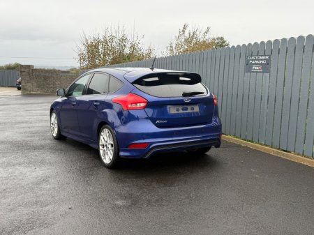2017 Ford Focus - photo 8