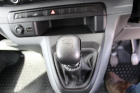 2023 Vauxhall Vivaro - photo 22