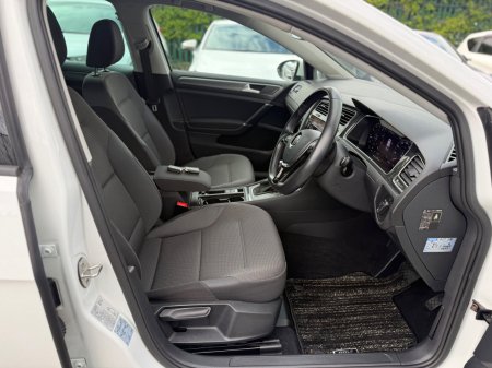 2019 Volkswagen Golf - photo 10