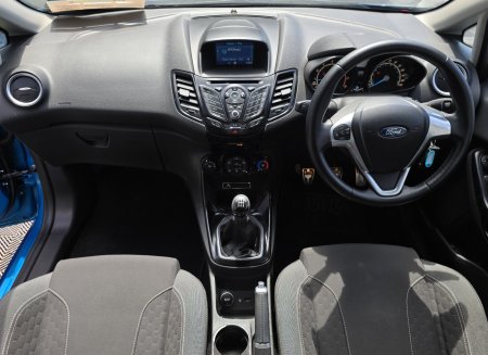 2016 Ford Fiesta - photo 10