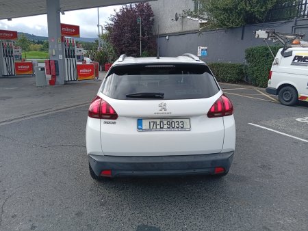 2017 Peugeot 2008 - photo 5