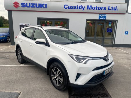 2018 Toyota RAV4 - photo 2