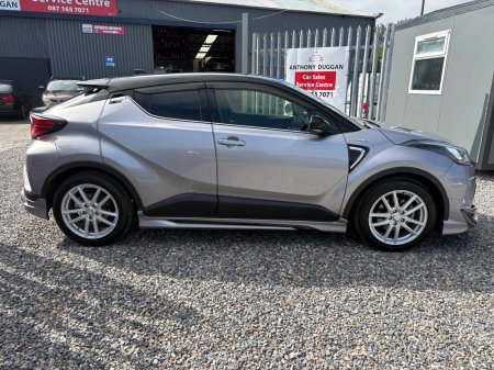 2020 Toyota C-HR - photo 2