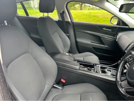 2018 Jaguar XE - photo 6