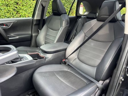 2022 Toyota RAV4 - photo 7
