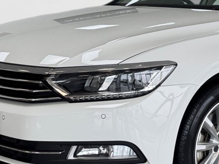 2018 Volkswagen Passat - photo 9