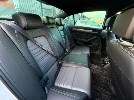 2018 Volkswagen Passat - photo 12