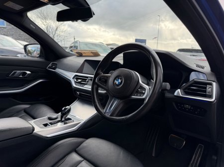 2021 BMW 3-Series - photo 17