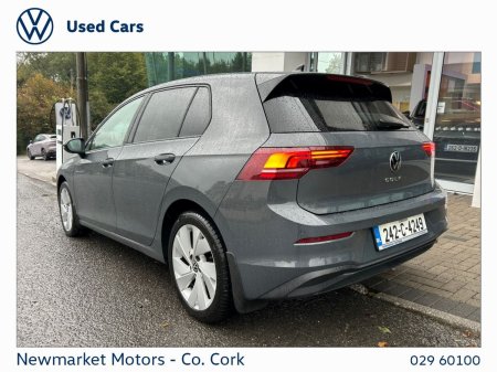 2024 Volkswagen Golf - photo 12