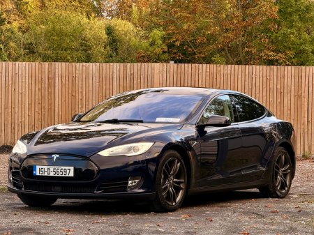 2015 Tesla Model S - photo 7