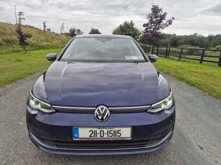 2021 Volkswagen Golf - photo 2
