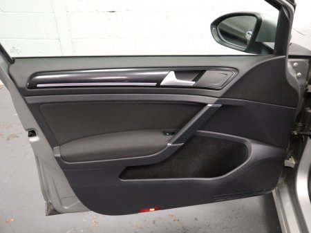 2017 Volkswagen Golf - photo 35