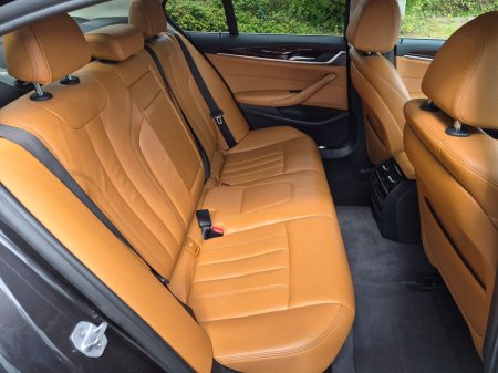 2018 BMW 5-Series - photo 12