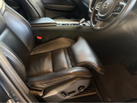 2020 Volvo XC60 - photo 12