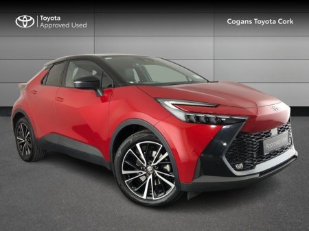 2025 Toyota C-HR C-HR PHEV SOL