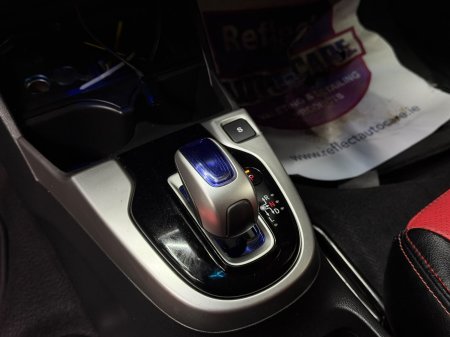 2016 Honda Fit - photo 23