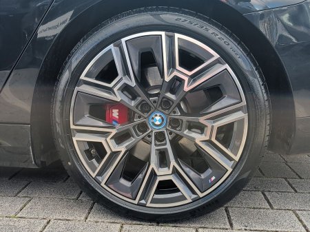 2024 BMW i5 - photo 13