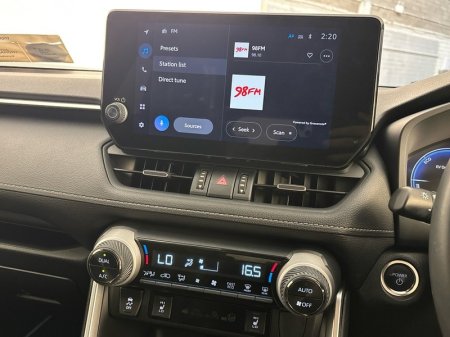 2025 Toyota RAV4 - photo 12