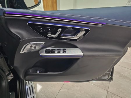 2026 Mercedes-Benz EQE - photo 12