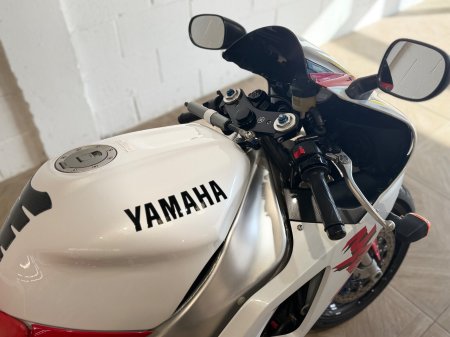 1998 YAMAHA YZF R1 - photo 13