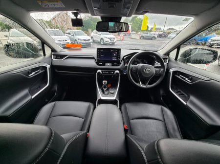 2021 Toyota RAV4 - photo 8