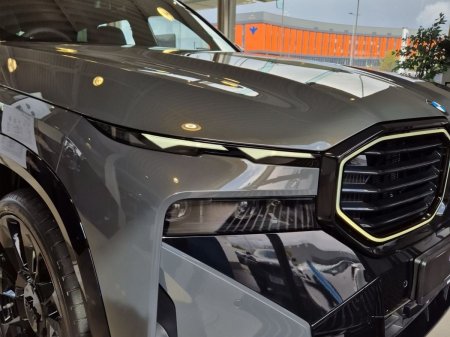 2026 BMW XM - photo 16