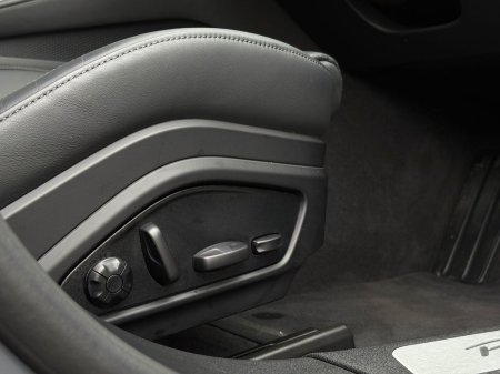 2025 Porsche Panamera - photo 30