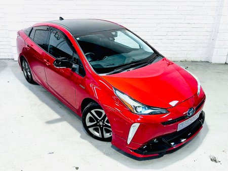 2019 Toyota Prius - photo 2