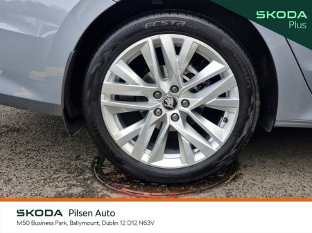 2026 Skoda Octavia - photo 9