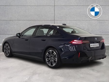 2025 BMW 5-Series - photo 2