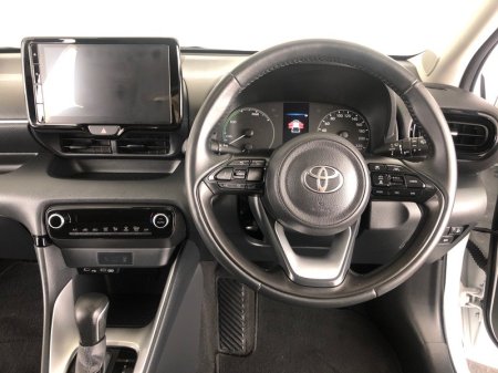 2024 Toyota Yaris - photo 9