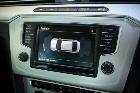 2016 Volkswagen Passat - photo 16
