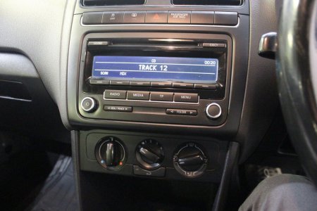2013 Volkswagen Polo - photo 25
