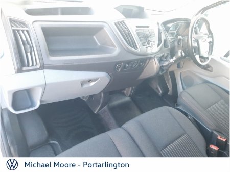 2020 Ford Transit - photo 4