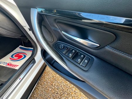 2017 BMW 3-Series - photo 16