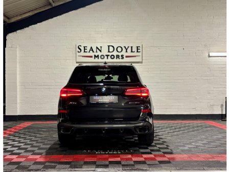 2021 BMW X5 - photo 7