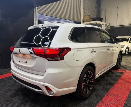 2016 Mitsubishi Outlander - photo 19
