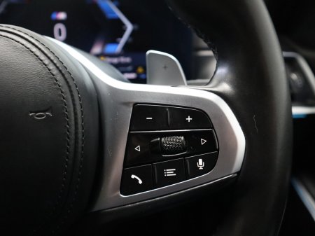 2023 BMW 3-Series - photo 13