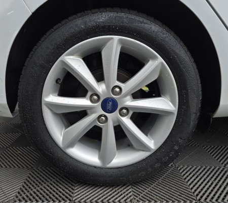 2018 Ford Fiesta - photo 9