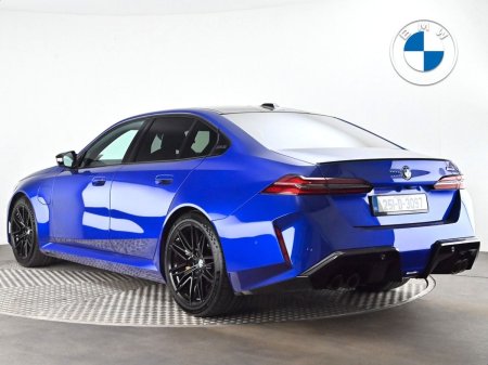 2025 BMW M5 - photo 2