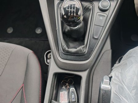 2018 Ford Focus - photo 20