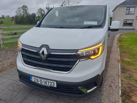2023 Renault Trafic - photo 10